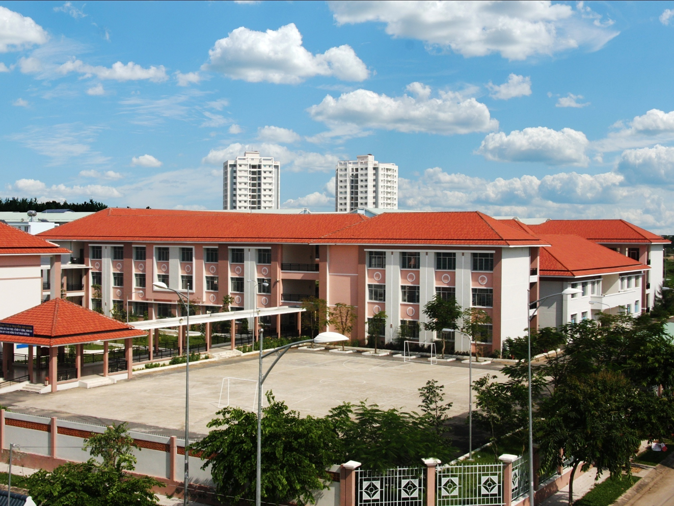 Ngói xi măng có tốt không Ngói xi măng có tốt không